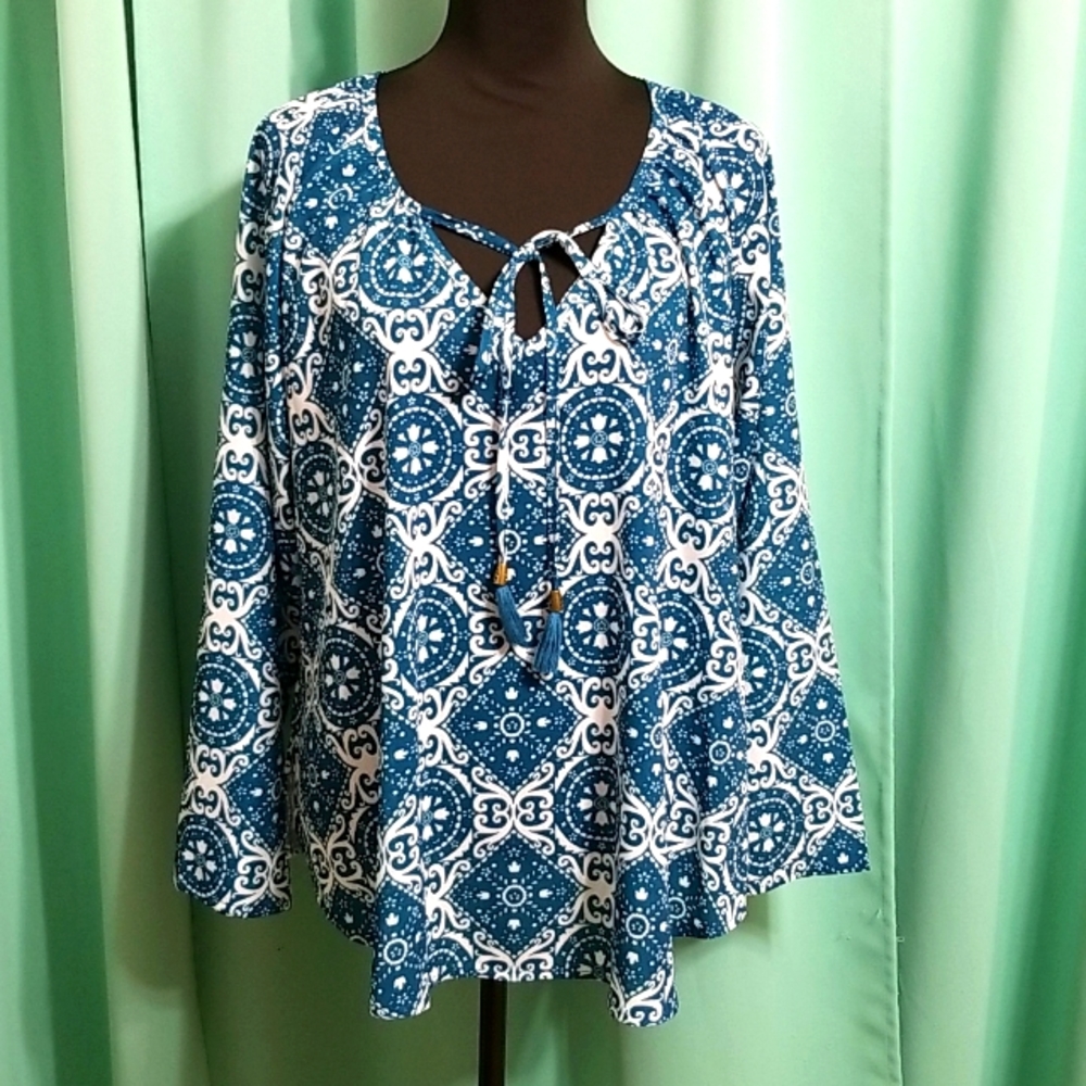 Women's Beautiful Long Sleeve Boho Style Top - XL
